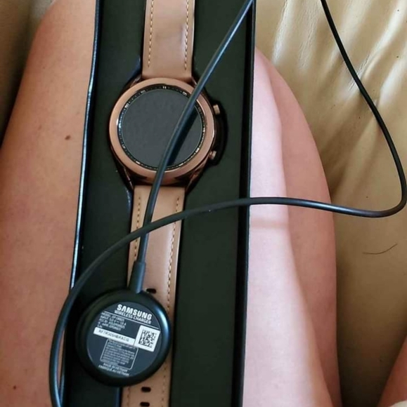 Samsung watch rose gold. Had screen protector on watch face since day 1. - Picture 3 of 4